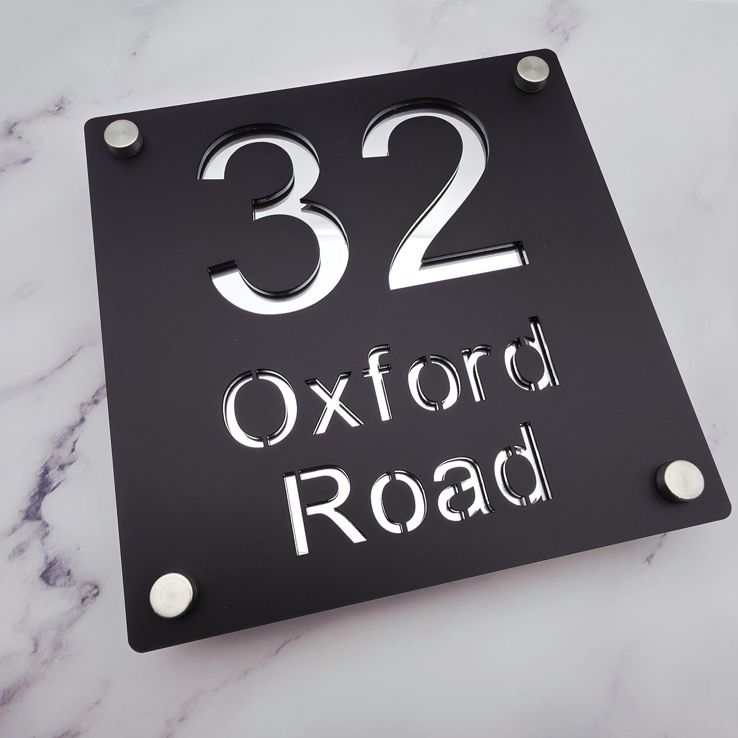 house number sign