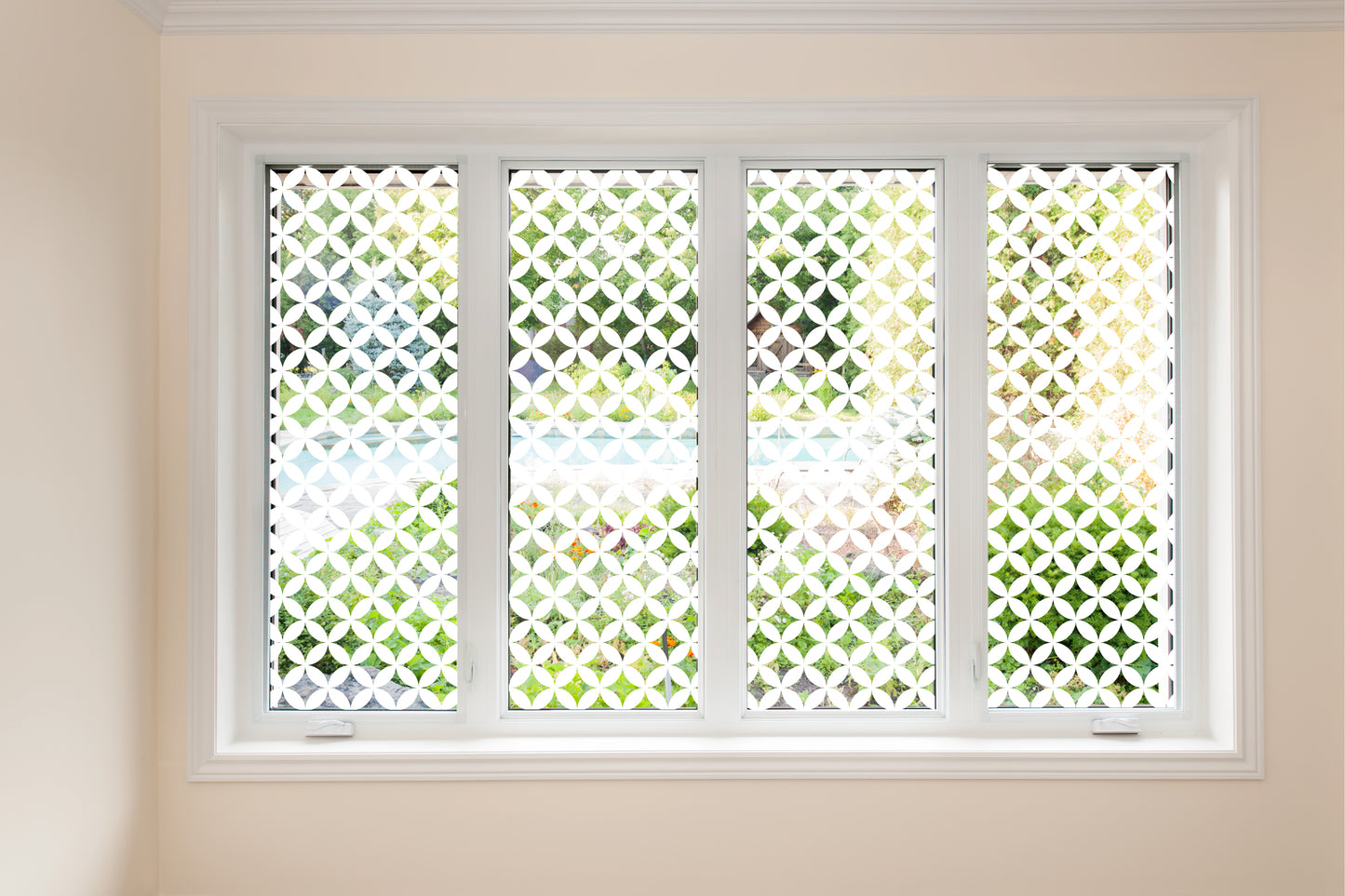 Circle Quarters Clear Privacy Window Glass Film