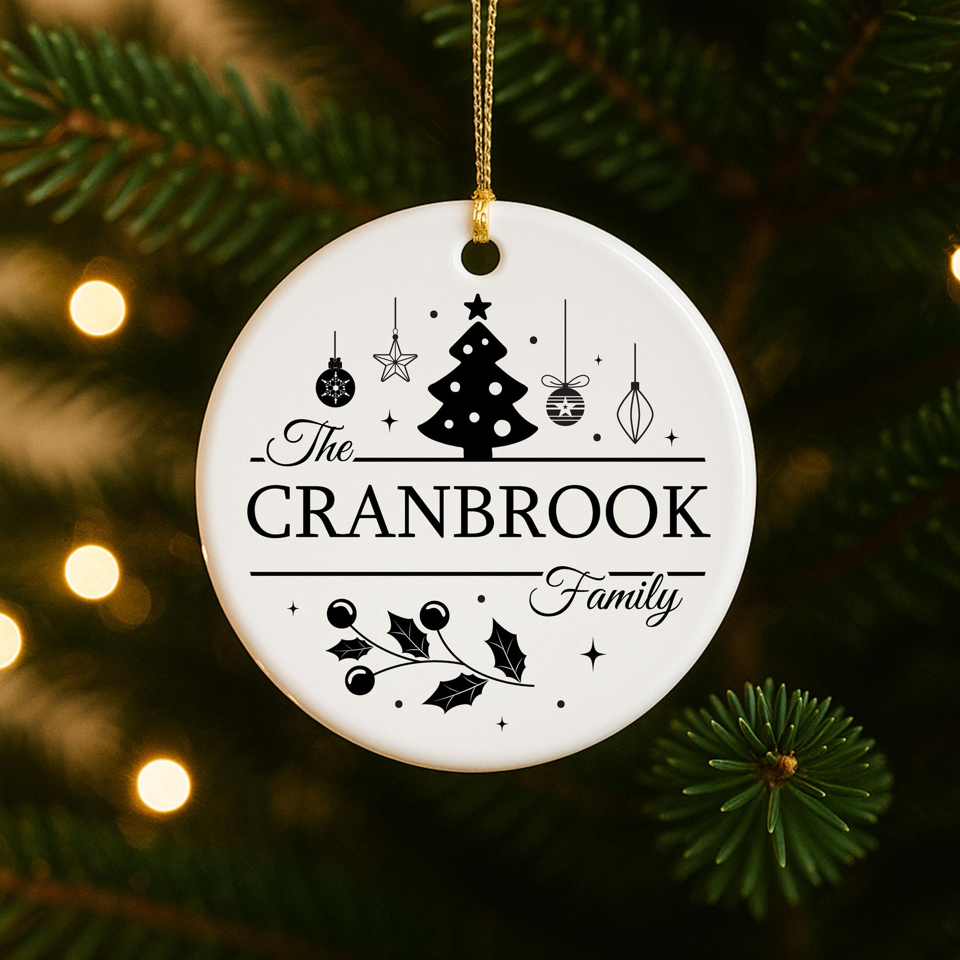 Personalised Surname Christmas Bauble | Custom Family Name Ornament | Keepsake Decoration Gift for Couple - Family Christmas Tree Decor